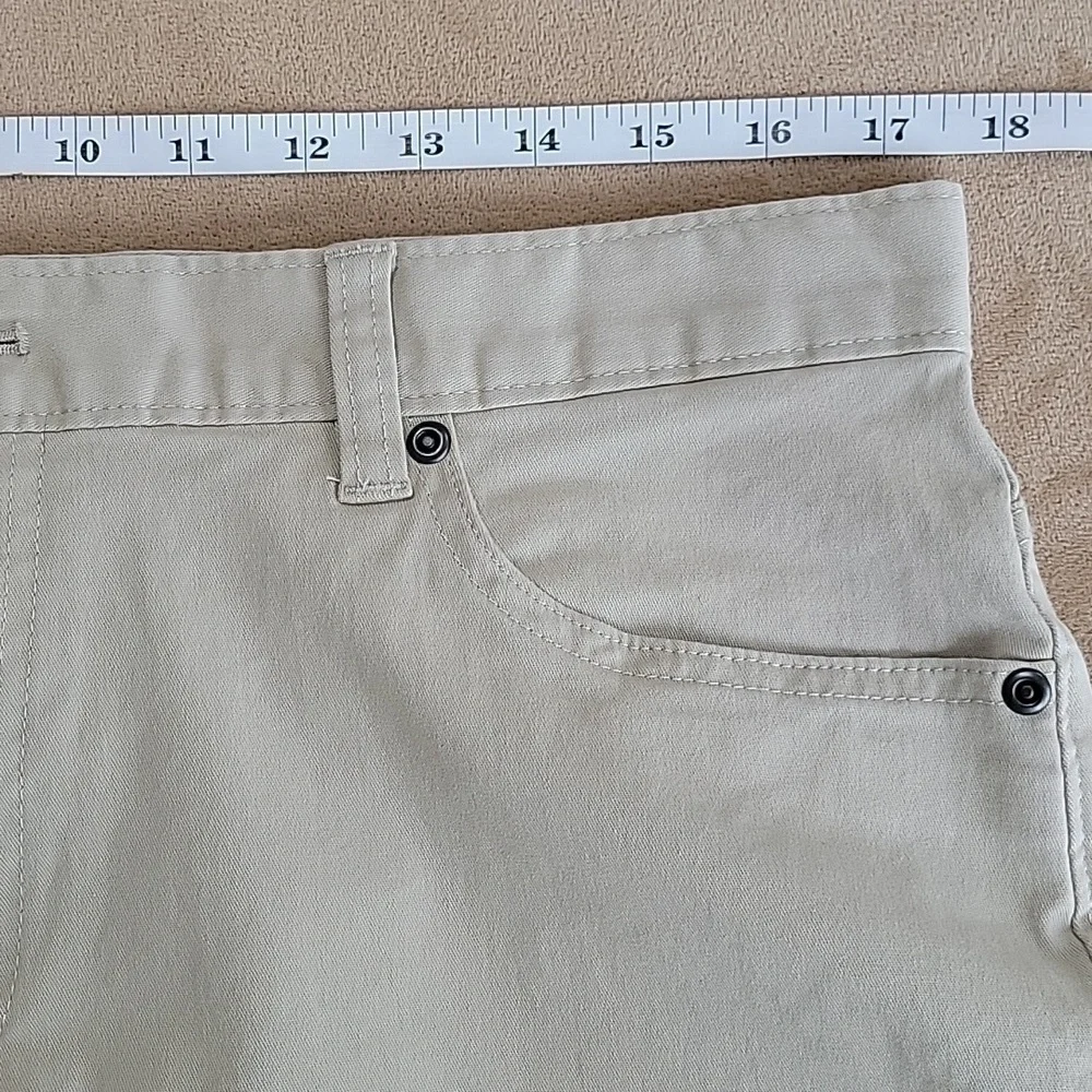 Men's Van Heusen Flex Khaki Straight Leg Pants Size 34W x 29L EUC - Picture 6 of 12